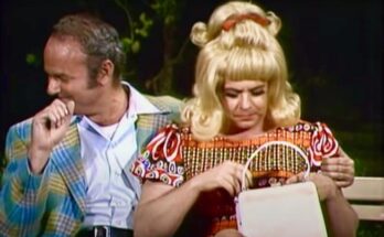 Harvey Korman Couldn’t Stop Laughing When Tim Conway Dressed as a Woman %%random%%