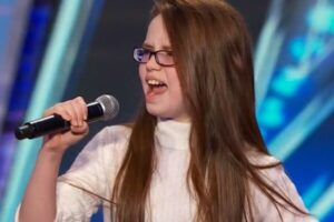 She Could Barely Speak — Then Her Voice Took Over the Room – Daily News %%random%%